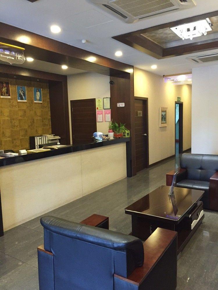 Havona Hotel - Taman Tropika Kulai Exterior foto